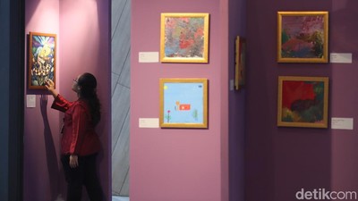 Melihat Pameran Lukis Karya Anak Disabilitas