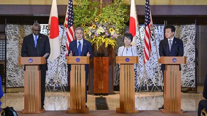 US Secretary of State Antony Blinken (2nd L) attends a joint press conference with US Secretary of Defense Lloyd Austin (L), Japans Foreign Minister Yoko Kamikawa (2nd R) and Japans Defense Minister Minoru Kihara (R) following talks at the Iikura Guest House in Tokyo on July 28, 2024. (Photo by Kazuhiro NOGI / AFP)