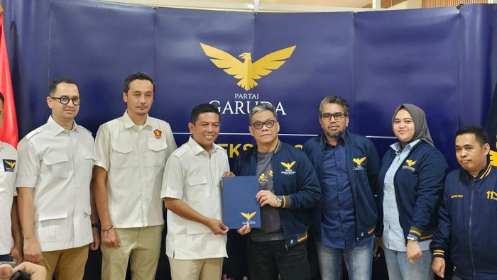 Pasangan cagub dan cawagub Banten Andra Soni-Dimyati Natakusumah mendapatkan dukungan dari Partai Garuda untuk Pilgub Banten 2024 (Foto: Dok Istimewa)