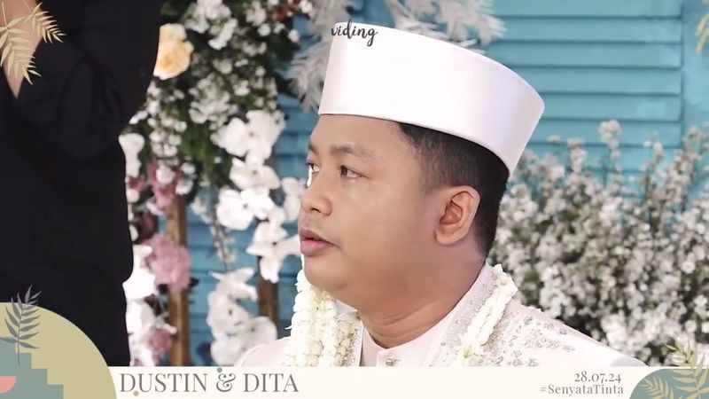 Pernikahan Dustin Tiffani Pernikahan Dustin Tiffani
