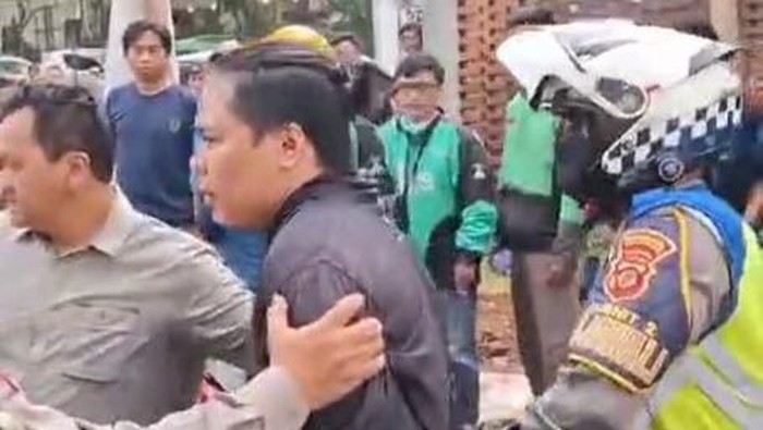 Tangan Panjang Dua Bandit ATM Dilumpuhkan Polisi di Kampus Bogor