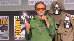 Momen Robert Downey Jr Diumumkan Jadi Doctor Doom Momen Robert Downey Jr Diumumkan Jadi Doctor Doom