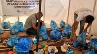 Adapun bantuan yang disalurkan dalam bentuk paket makanan keluarga, berupa minyak 5 kg, kurma 2 kg, beras 5 kg, gula 3 kg, dan aneka makanan kaleng dengan total 300 paket. Bantuan itu diterima oleh 300 keluarga di Gaza dengan total sekitar 2.100 warga Gaza yang ada di sejumlah titik di Gaza dan Tepi Barat.