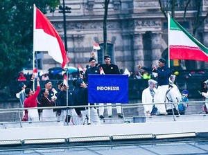 Anies Puji Seragam Atlet Indonesia di Olimpiade Paris Karya Anak Prabowo