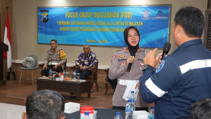 FGD Sat Lantas Polres Pelabuhan Tanjung Perak