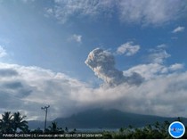 Gunung Lewotobi Laki-laki Meletus Pagi Ini, Kolom Abu Capai 1.000 Meter