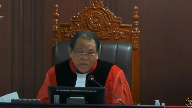Tiada Hari Tanpa Jokes Bapak-bapak di MK Saat Sengketa Pilkada