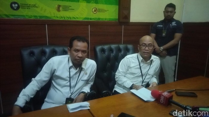 Humas PN Surabaya Alex Adam Faisal