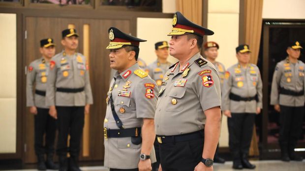 Kapolri Pimpin Sertijab-Naikkan Pangkat Pati