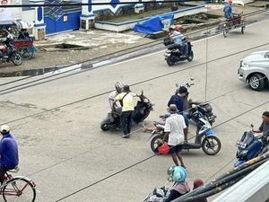 Pemkab Bone Perbaiki 4 Traffic Light Rusak Picu Kecelakaan di Watampone