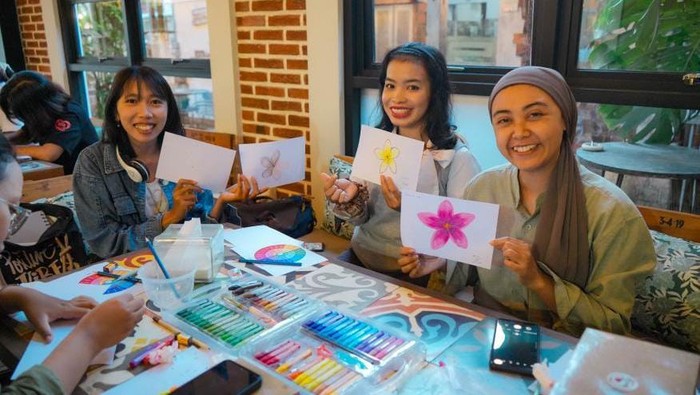 Kegiatan Perayaan Hari Bipolar Sedunia bertema Healing With Colour pada, Sabtu (30/3/2024) (Istimewa/Gede Krisna Juliartha Putra)