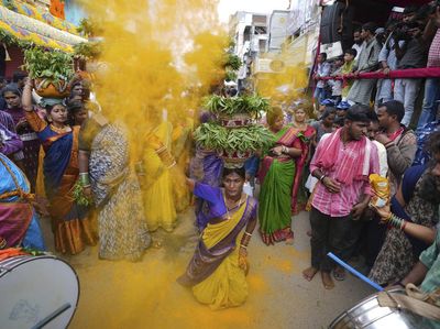 Meriahnya Perayaan Bonalu, Festival Rakyat Hindu di India
