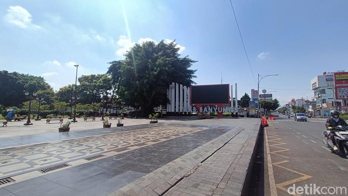 Lokasi videotron di Alun-alun Purwokerto, Banyumas, yang akan digunakan untuk nobar final Piala AFF U-19 2024 Indonesia melawan Thailand, Senin (29/7/2024).