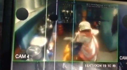 Maling Restoran Gagal Beraksi, Berujung Malah Beli Air Mineral