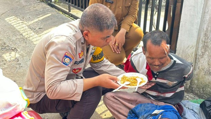 ODGJ diamankan usai meresahkan warga Kelurahan Srijaya Palembang