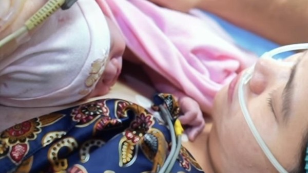 8 Foto Olivia Allan Istri Denny Sumargo Lahiran Anak Pertama, Penuh Haru