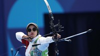 Di set ketiga China mengakhiri perlawanan Indonesia yang telah kehilangan ritme dengan mengamankan set ketiga lewat kemenangan 53-47. Dengan hasil tersebut membuat China menutup babak perempat final dengan kemenangan 5-1. REUTERS/Tingshu Wang.