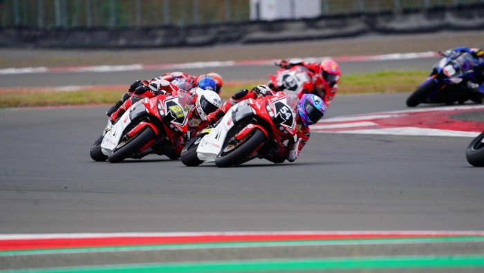 Pebalap Indonesia borong podium ARRC Mandalika 2024