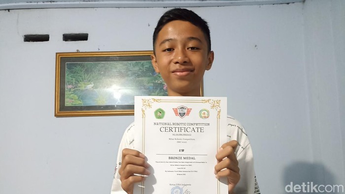 Pelajar di Blitar yang namanya unik, terdiri dari 2 huruf, UB.