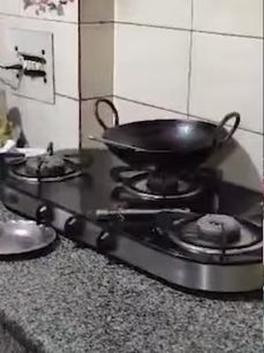 Pencuri Ini Sempat Masak Bakwan Goreng di Rumah yang Dibobolnya