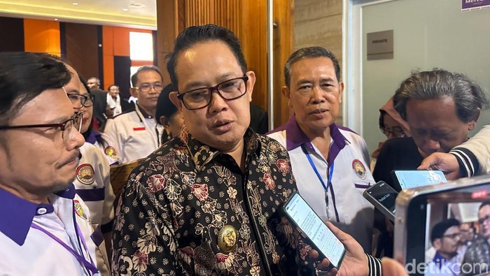 Pj Gubernur Jatim Adhy Karyono