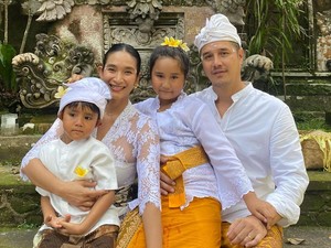 Happy Salma Sempat Alami Culture Shock Menikah dengan Keturunan Bangsawan Bali