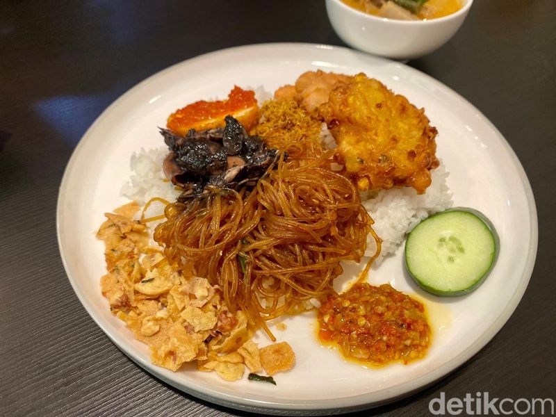 Rahayu Kitchen : Sedap Mantap! Nasi Tempong Wagyu dan Nasi Madura