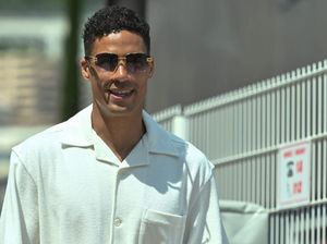 Como Gaet Eks Tembok MU Raphael Varane