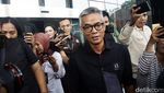 Ekspresi Wahyu Setiawan Usai 6 Jam Diperiksa KPK soal Harun Masiku