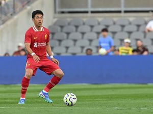 Liverpool Tepis Upaya Marseille Bajak Wataru Endo