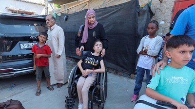 Anak-anak Ini Tinggalkan Gaza untuk Dirawat di Luar Negeri