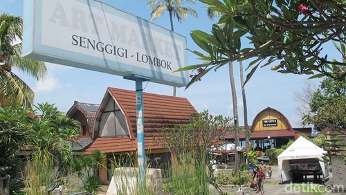 Art Market atau Pasar Seni Senggigi, Lombok Barat. (Kurnia/detikTravel)