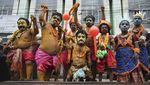 Atraksi Sembur Api Rayakan Festival Bonalu di India