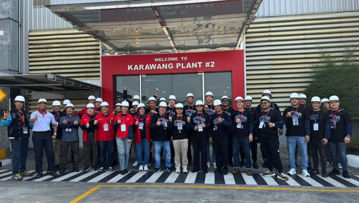 AXIC Kunjungi Pabrik Mobil Hybrid Toyota
