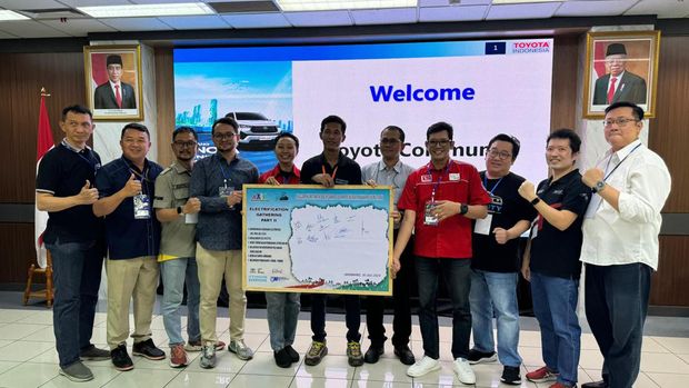 AXIC Kunjungi Pabrik Mobil Hybrid Toyota