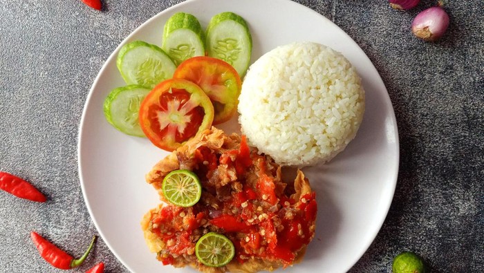 Resep Sambal Geprek yang Enaknya Bikin Ketagihan, Cara Membuatnya Mudah!