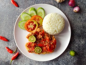 Resep Sambal Geprek yang Enaknya Bikin Ketagihan, Cara Membuatnya Mudah!