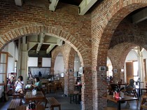 Benteng Dilengkapi Tempat Nongkrong Jadi Bikin Betah, Ini Potretnya