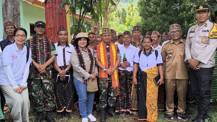 Brigjen TNI Simon Petrus Kamlasi semakin mantap ikut kontestasi bursa calon gubernur Nusa Tenggara Timur (NTT) di Pemilihan Kepala Daerah (Pilkada) 2024.