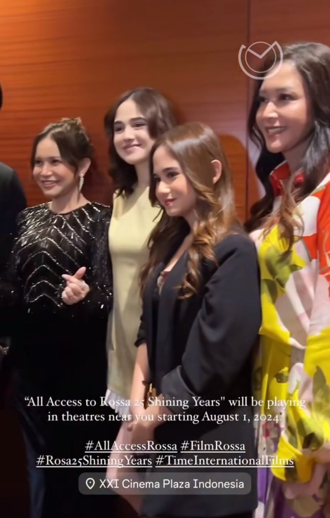 Bunda Maia sendiri tampaknya mendukung hubungan El dan Syifa. Setelah sempat membocorkan hubungan sang putra, baru-baru ini Maia juga mengunggah foto makanan pemberian El dan Syifa. Tampaknya Maia sudah cukup dekat dengan Syifa. Foto: Instagram/@time.international