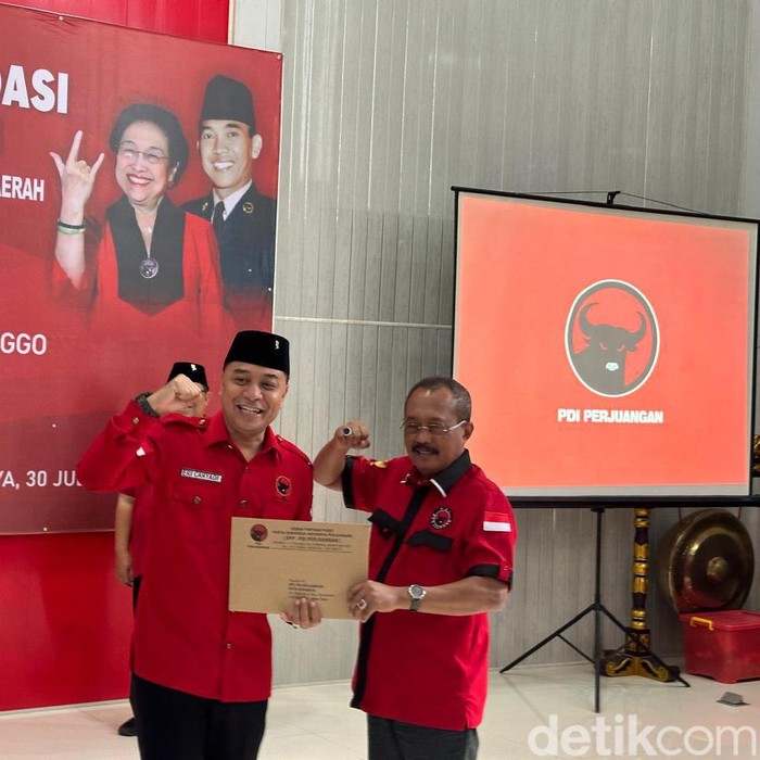 Eri-Armuji menerima rekomendasi maju Pilwali Surabaya 2024 dari PDIP