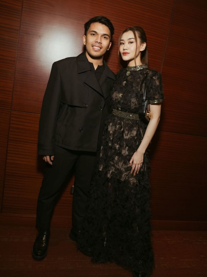 Gaya kembar Aaliyah dan Fuji