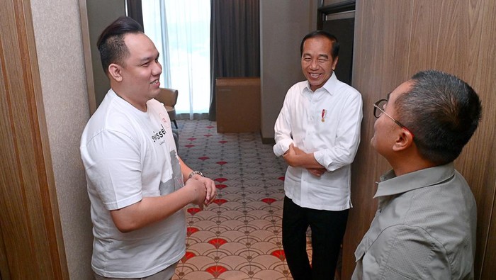 Jokowi meninjau Hotel Nusantara di IKN (Foto: Muchlis Jr - Biro Pers Sekretariat Presiden)