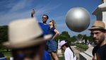 Kaldron Olimpiade Paris 2024 Jadi Spot Foto Dadakan, Begini Potretnya