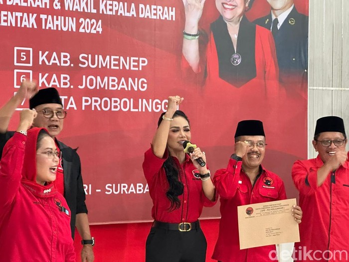 Kris Dayanti menyumbangkan suara emasnya usai menerima surat tugas PDIP maju di Pilwali Batu