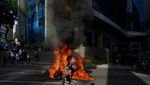 Maduro Menang Pemilu, Demo Ricuh Pecah di Venezuela
