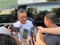 Respons Menteri ESDM soal Kabar Kena Reshuffle: Ya Tunggu Aja