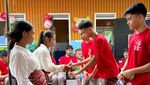 Potret Para Siswa Binus School Simprug Bantu Bangun Kembali Sekolah di Sumba