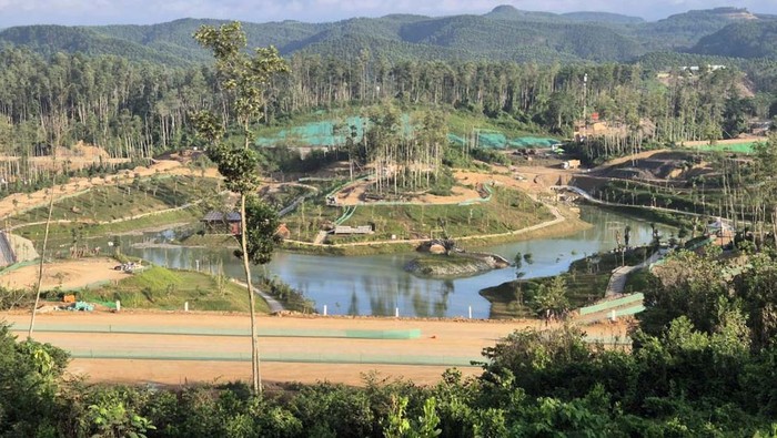 Di dekat Istana Negara dan Istana Garuda IKN terdapat Embung MBH yang memiliki tampungan 66.000 m3. Begini penampakan embung tersebut.