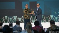 detikcom melakukan penelusuran terhadap sepak terjang dan rekam jejak penerima melalui tracking, telaah, dan sentimen pemberitaan, telaah dokumen, media monitoring, media sosial, dan sumber lainnya.